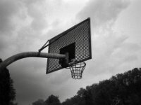 Park in Marxloh  CHINON  Auto 3001 Multifocus, Kentmere Pan 400  - 04.05.2026 -
