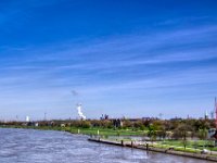 Blick von der Rheinbrücke  Pentax K-1, SMC Pentax-FA 1.9/31 Limited  - 11.04.2022 -