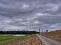 Der kleine See hinterm Rheindeich trocknet aus