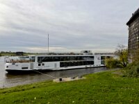 Ausflugsdampfer Anlegestelle Wesel  iPhone 17 Pro Max   - 31.10.2025 -