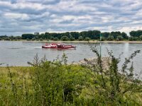 Feuerwehr auf dem Rhein  iPhone 13 Pro Max  - 09.07.2025 -